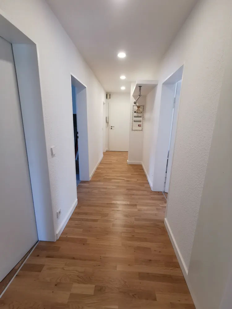 4 Zimmer Wohnung mit 96 m² in Karlsruhe – Bild 2