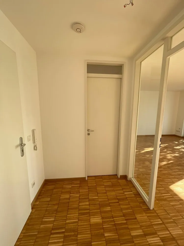 2 Zimmer Wohnung mit 57 m² in München – Bild 9