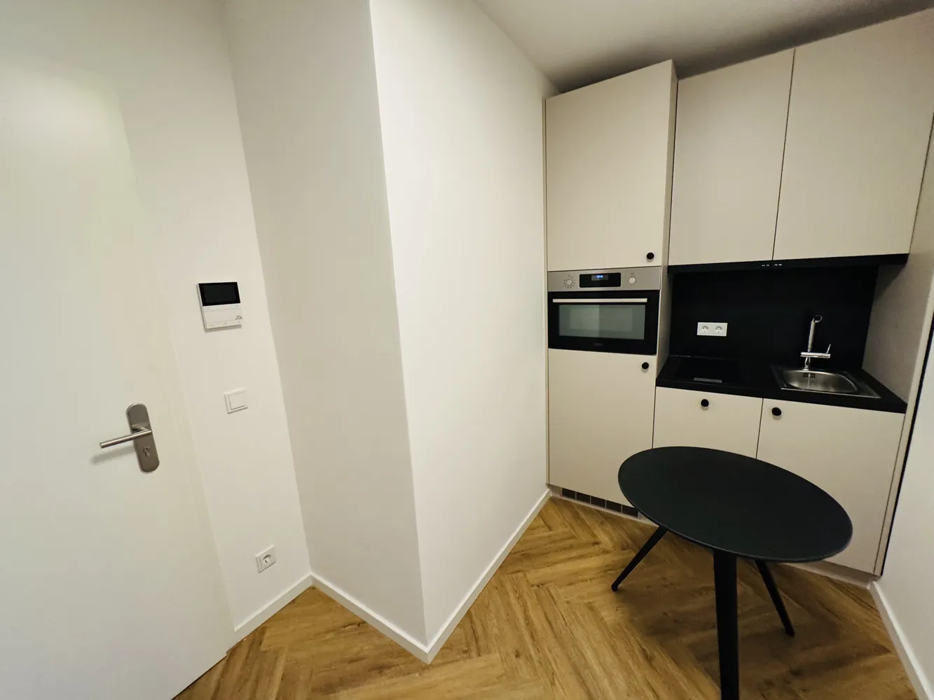 1 room apartment with 29 m² in Berlin – Photo 12