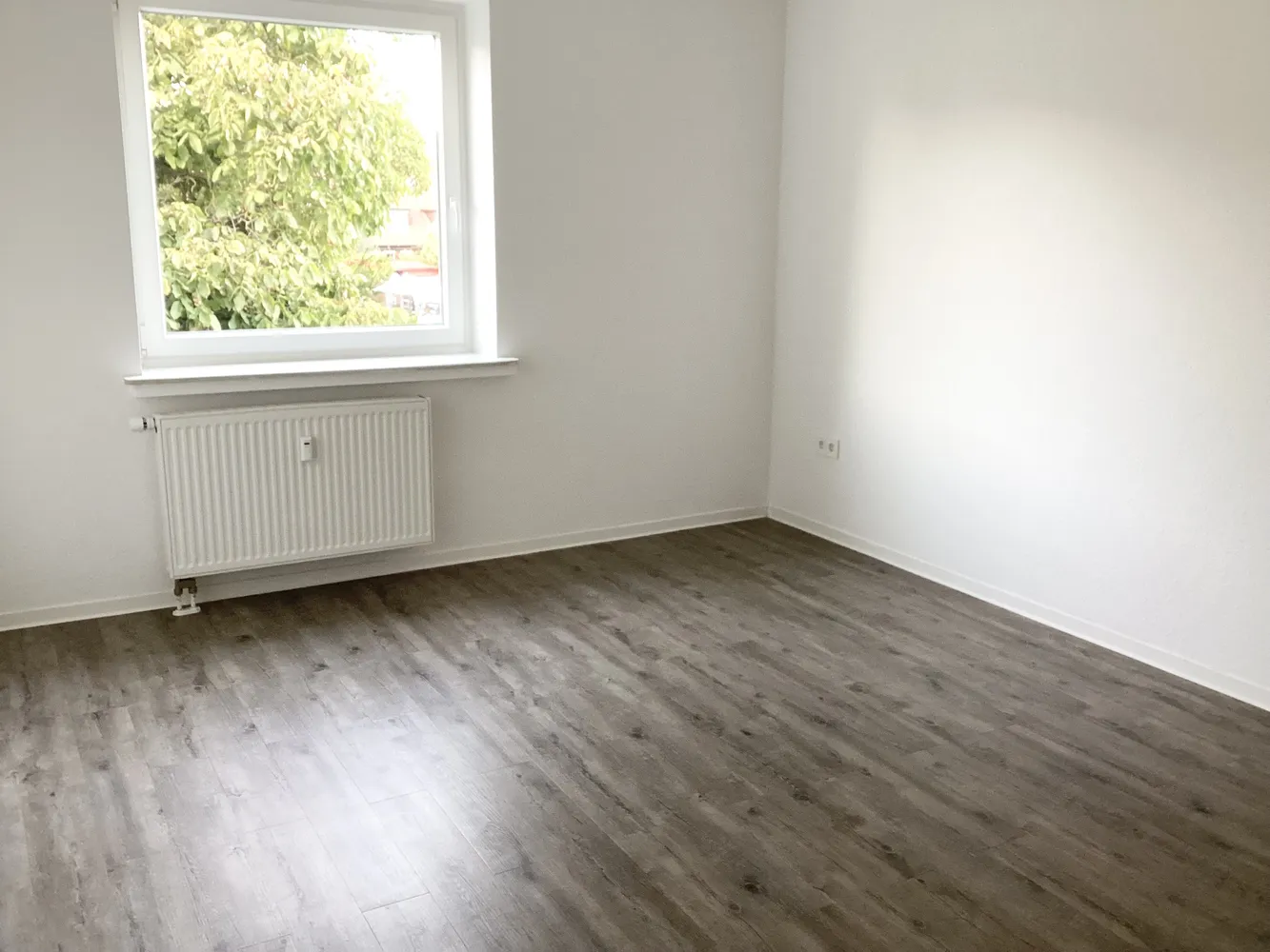 4 Zimmer Wohnung mit 91 m² in Garbsen – Bild 1