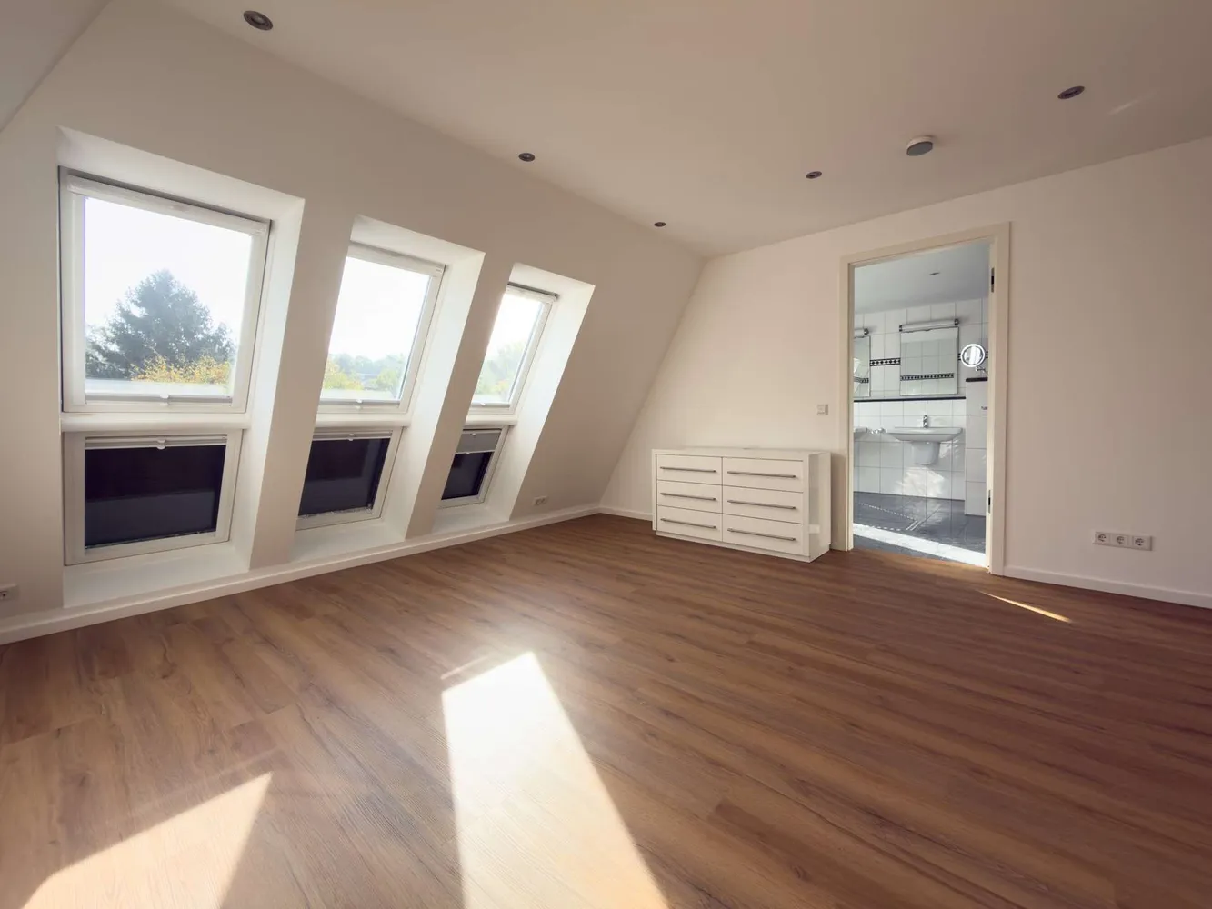 4 room apartment with 152 m² in Mülheim an der Ruhr – Photo 4