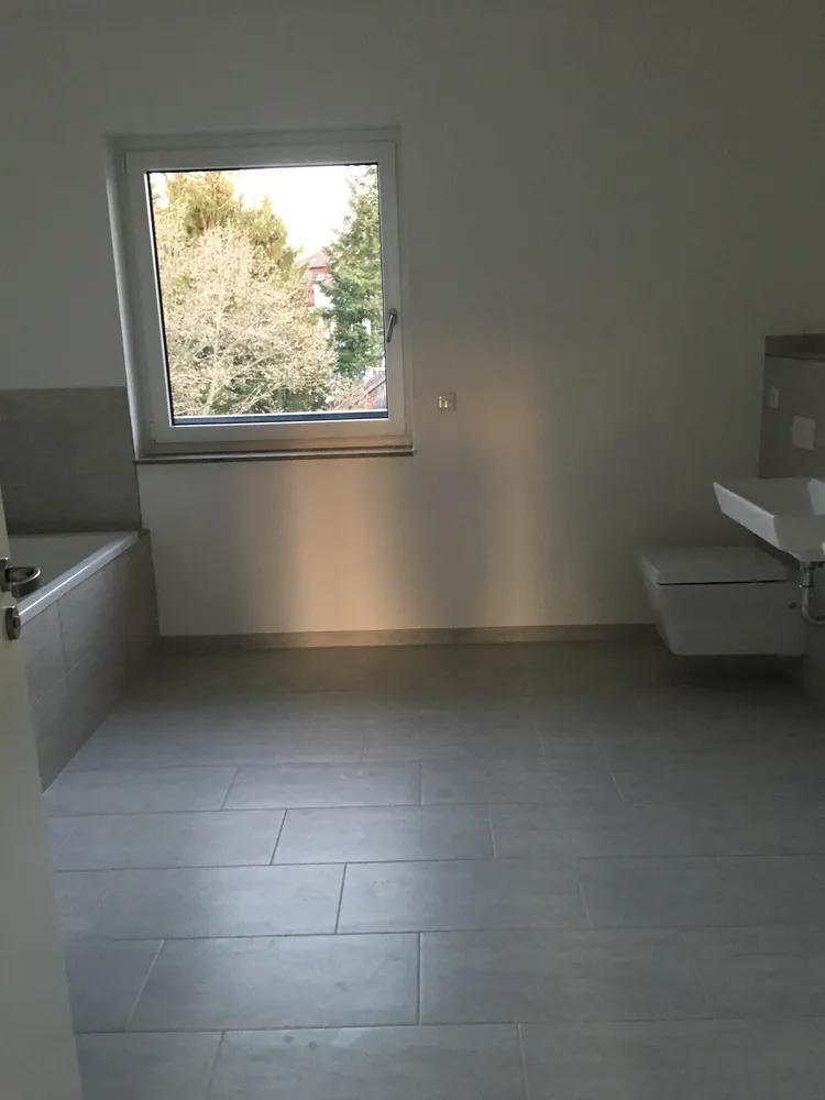2 Zimmer Wohnung mit 109 m² in Berlin – Bild 4