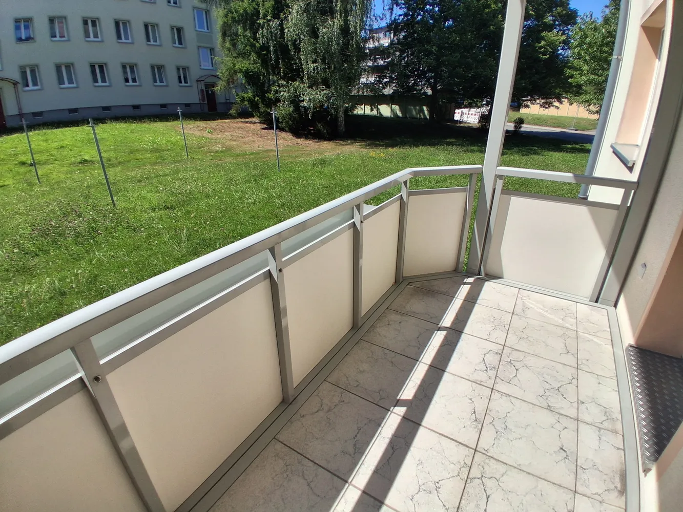 2 room apartment with 60 m² in Chemnitz – Photo 9