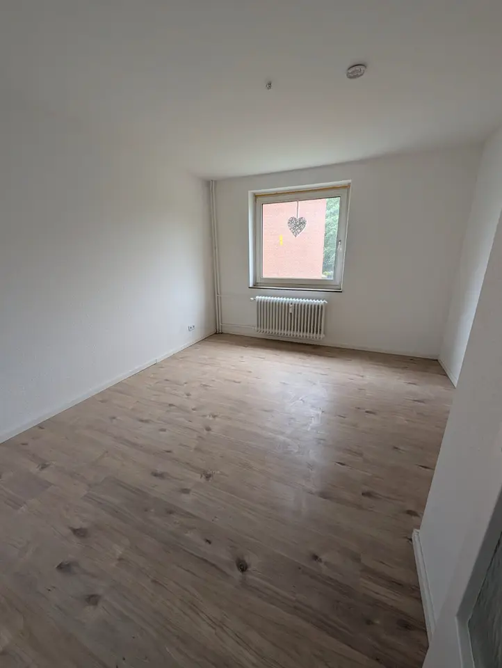 4 Zimmer Wohnung mit 65 m² in Lübeck – Bild 1