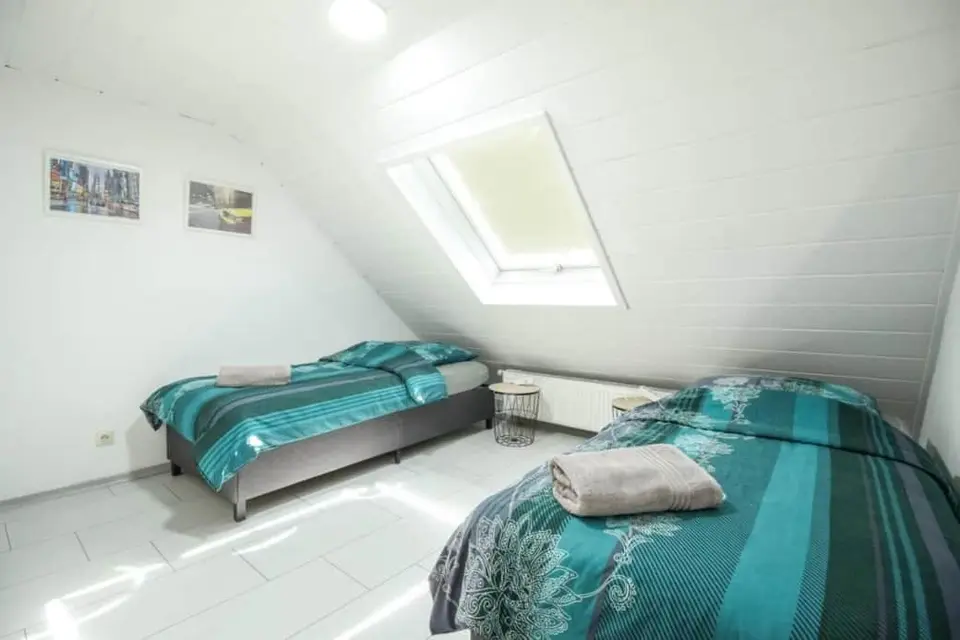 WG-Zimmer mit 75 m² in Göppingen – Bild 2
