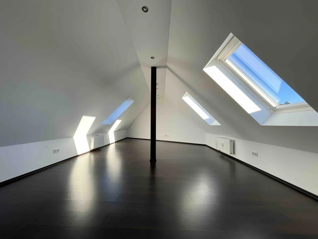4 Zimmer Wohnung mit 86 m² in Köln – Bild 3