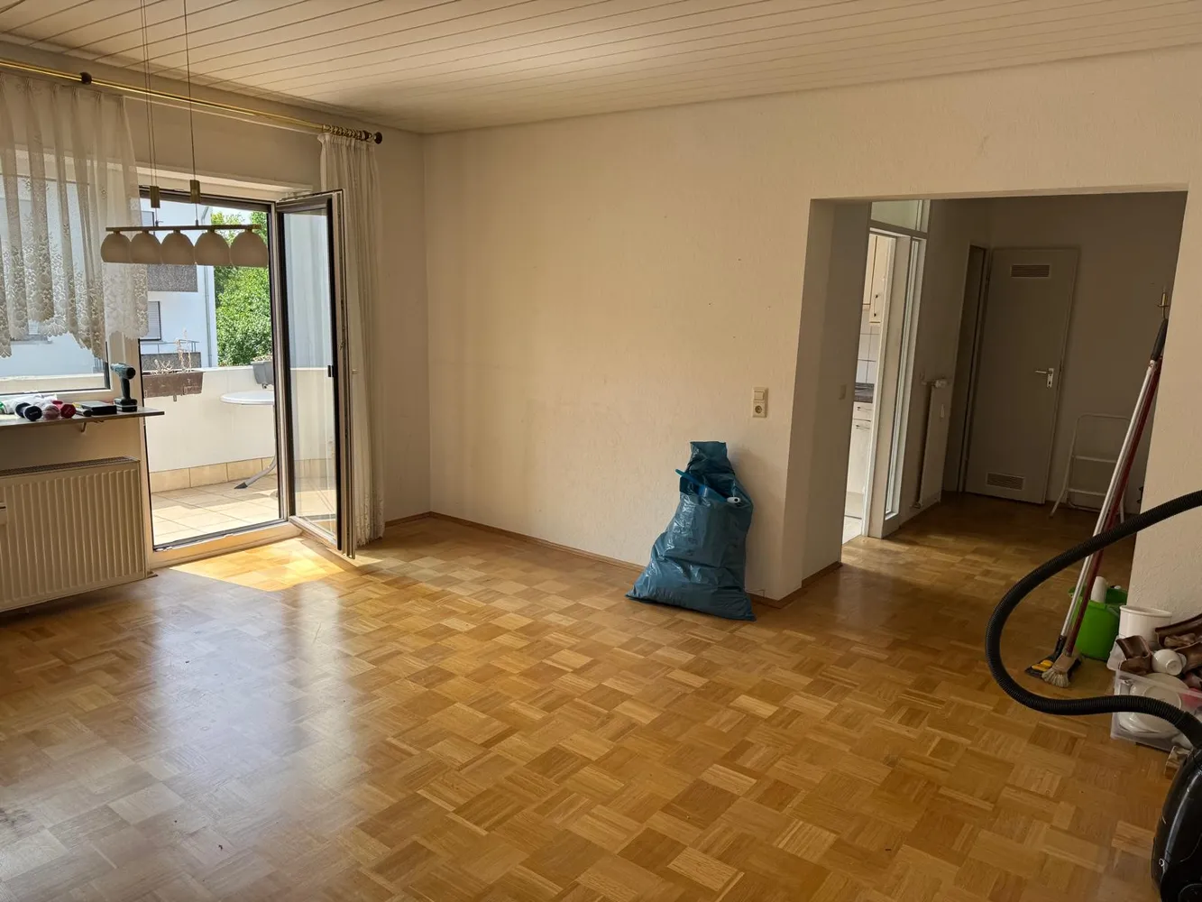 3 Zimmer Wohnung mit 83 m² in Karlsruhe – Bild 2