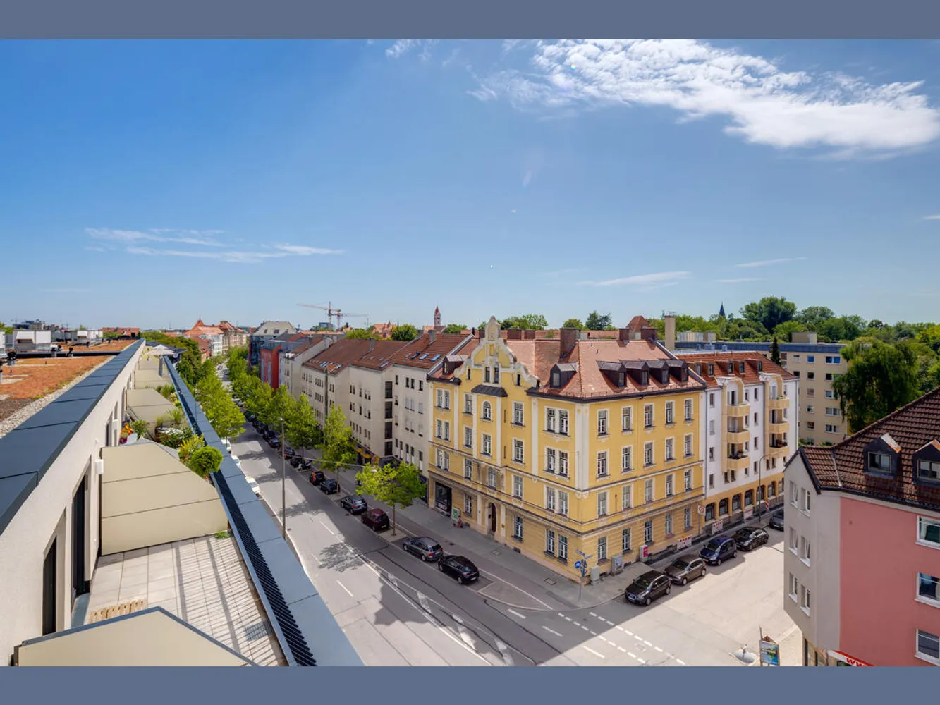 2 room apartment with 69 m² in Munich – Photo 3