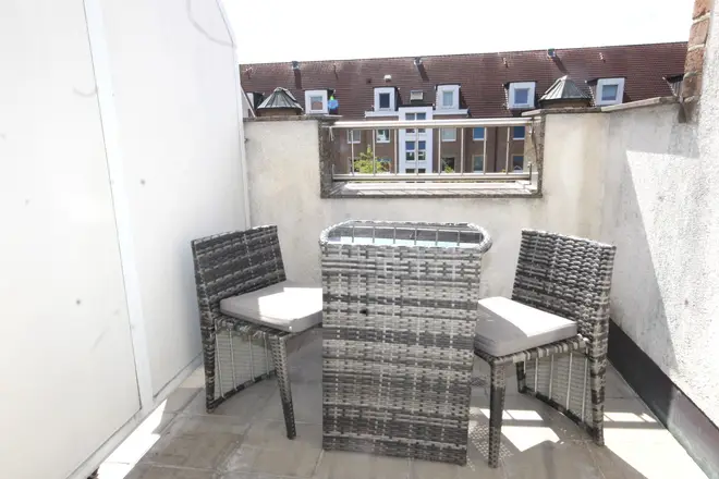 2 Zimmer Wohnung mit 66 m² in Düsseldorf – Bild 4