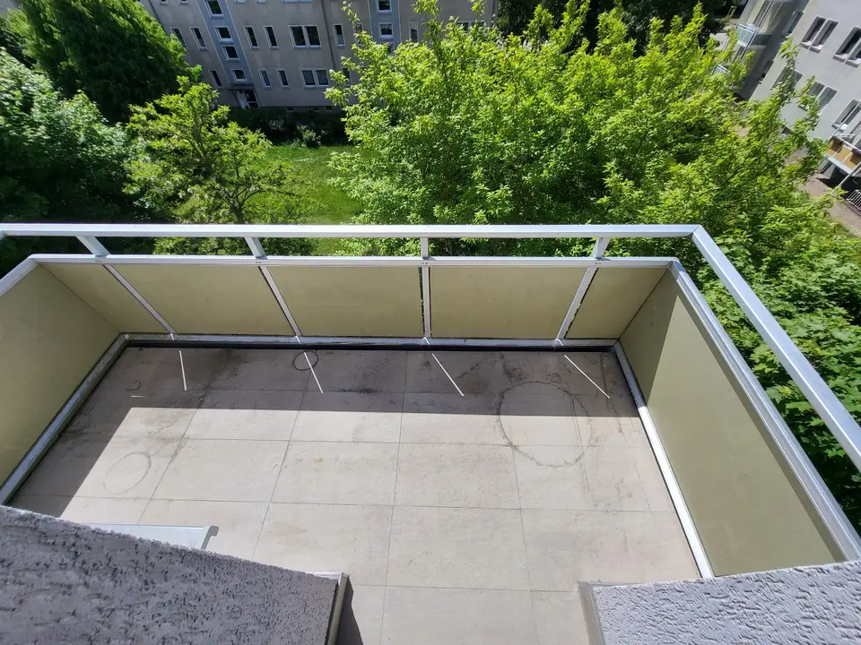 5 Zimmer Wohnung mit 105 m² in Bitterfeld-Wolfen – Bild 3