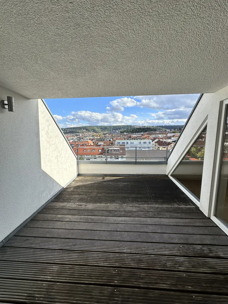 4 Zimmer Wohnung mit 109 m² in Stuttgart – Bild 2