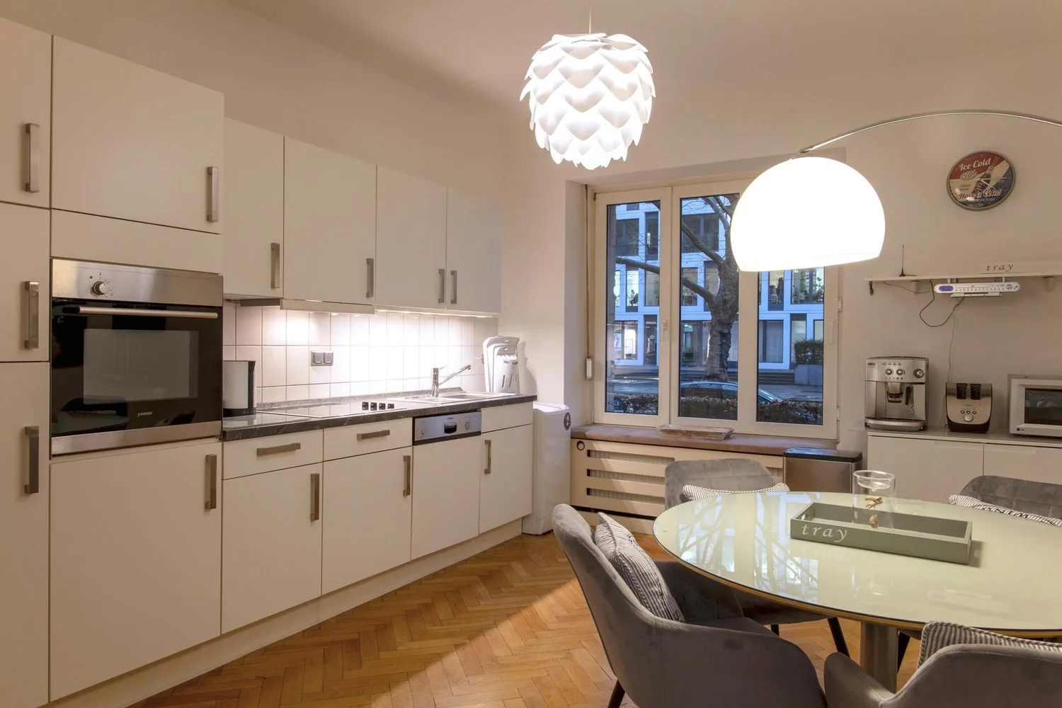 2 Zimmer Wohnung mit 75 m² in Düsseldorf – Bild 3