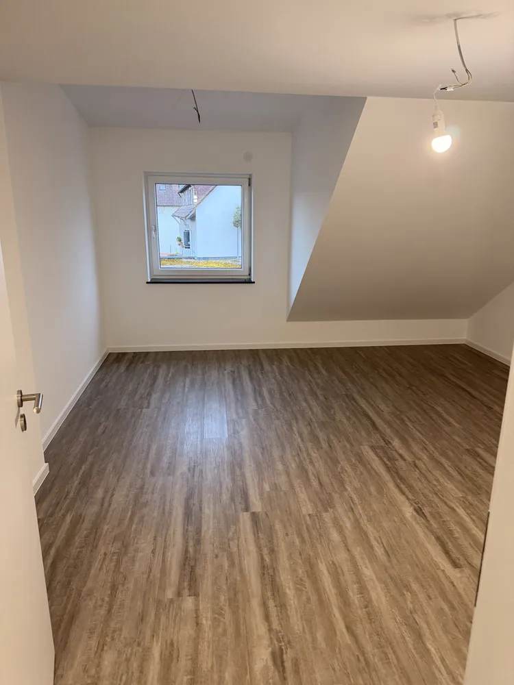 3 Zimmer Wohnung mit 76 m² in Vaihingen an der Enz – Bild 2