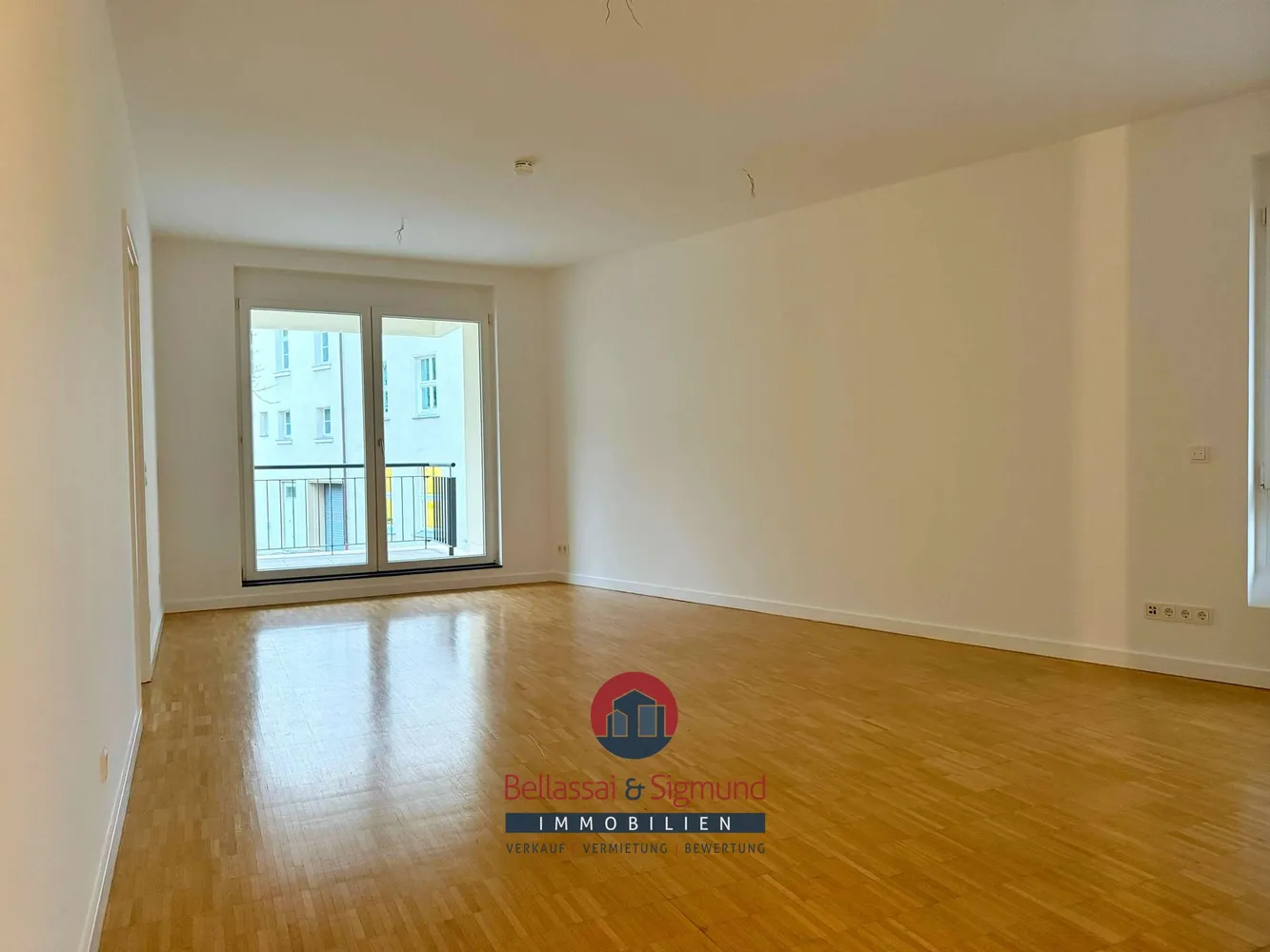 2 room apartment with 70 m² in Mülheim an der Ruhr – Photo 2