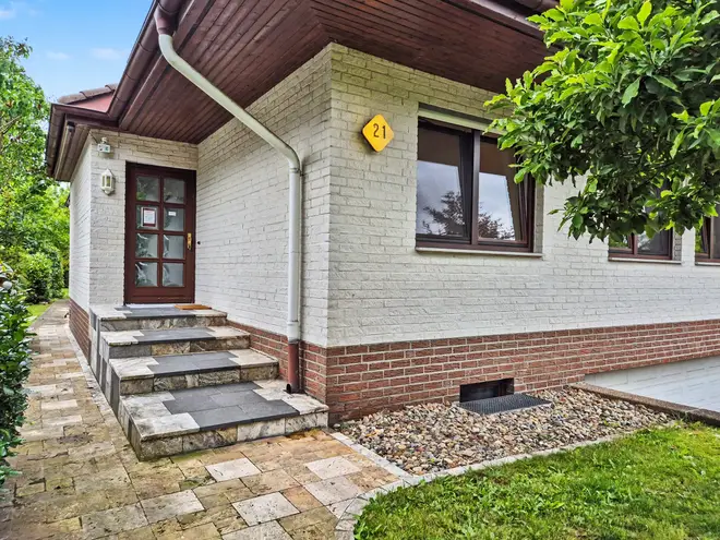 9 Zimmer Haus mit 274 m² in Hamburg – Bild 6
