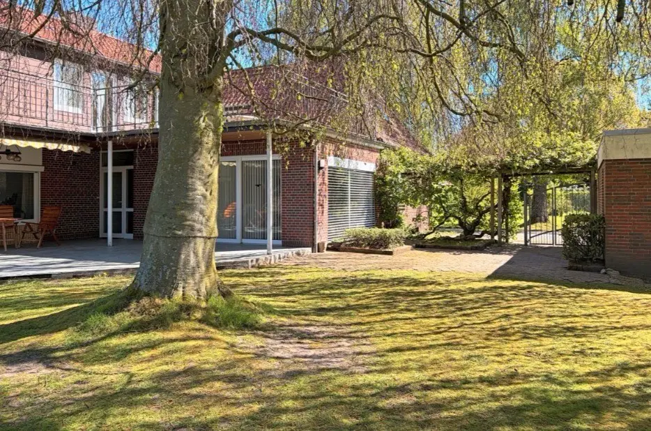5 Zimmer Wohnung mit 220 m² in Leer – Bild 3