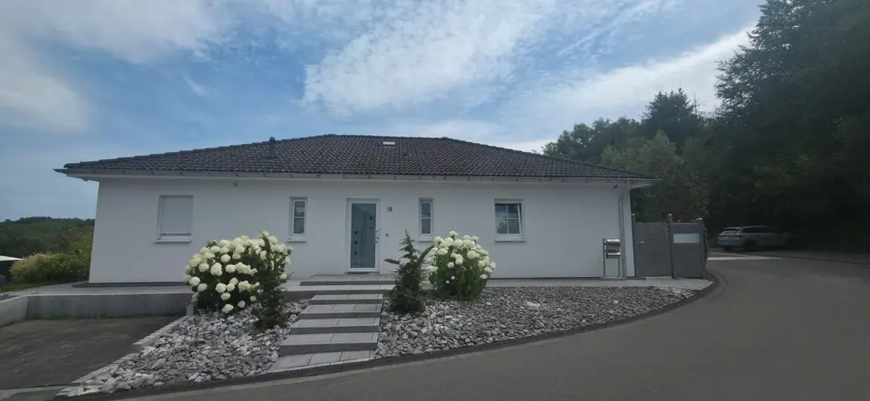 4 Zimmer Haus mit 127 m² in Bergisch Gladbach – Bild 1