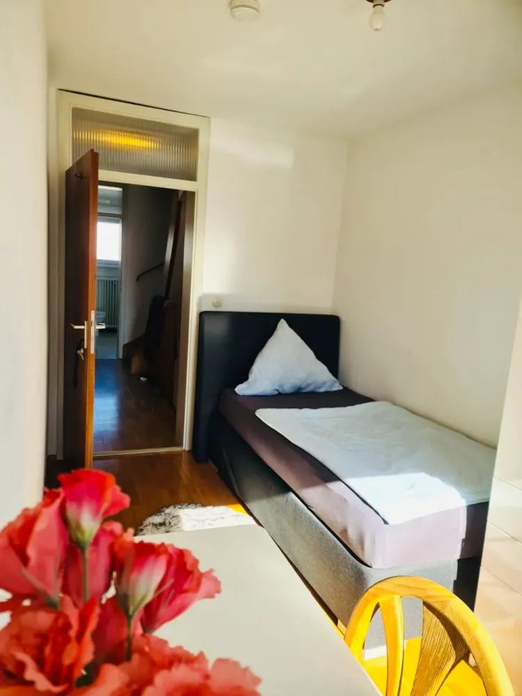 WG-Zimmer mit 9 m² in München – Bild 7