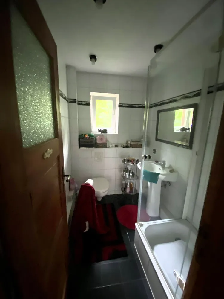 3 Zimmer Wohnung mit 100 m² in Berlin – Bild 2