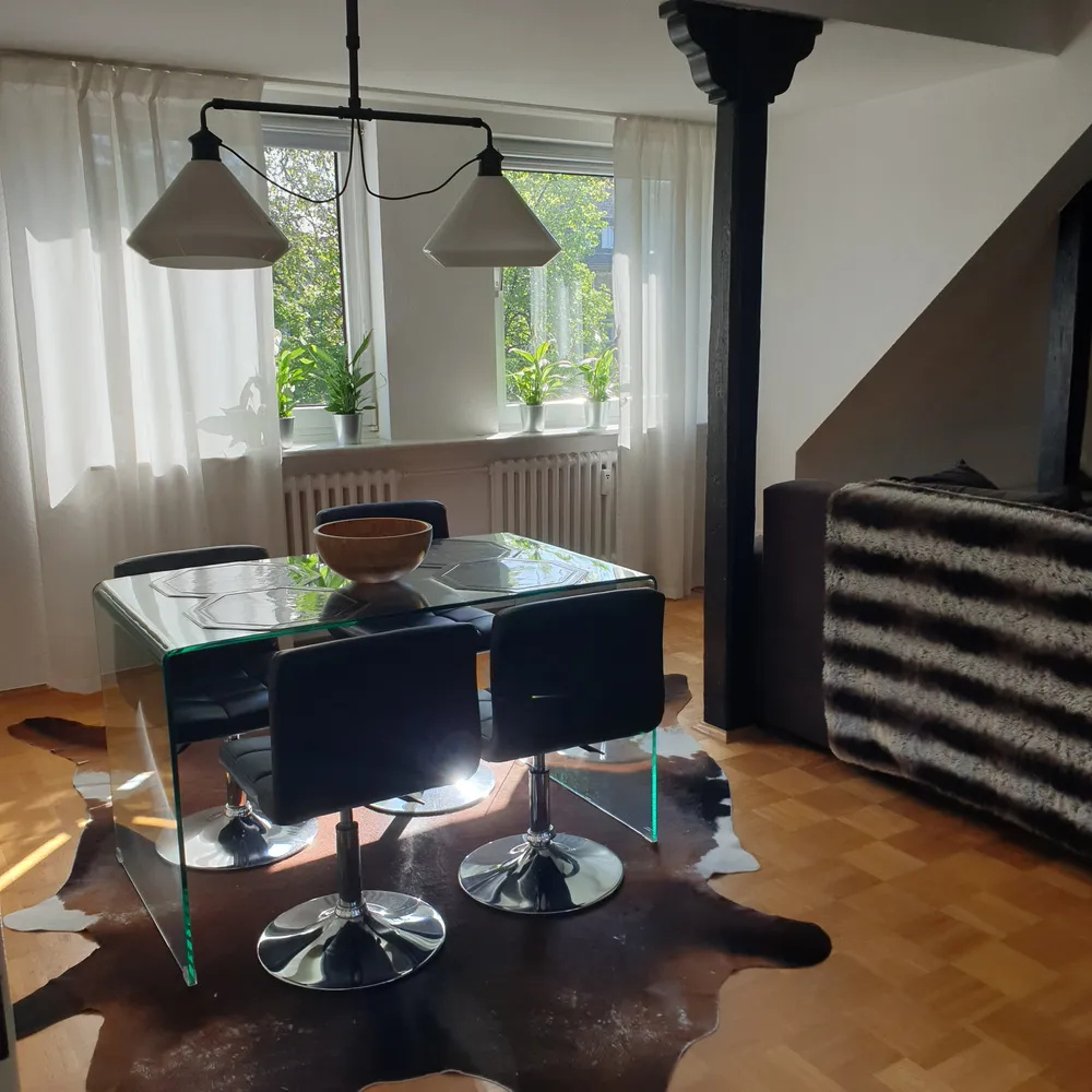 4 Zimmer Wohnung mit 80 m² in Duisburg – Bild 1