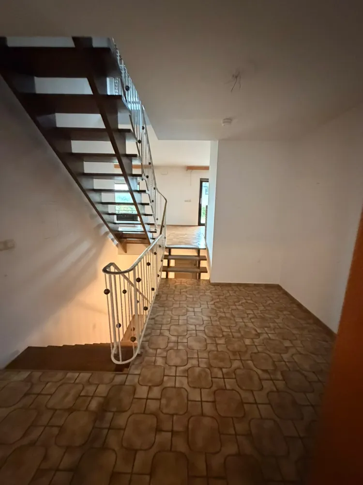 6 Zimmer Haus mit 191 m² in Bruchsal – Bild 1