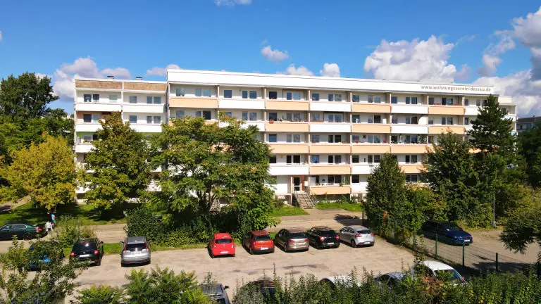 3 Zimmer Wohnung mit 71 m² in Dessau-Roßlau – Bild 1