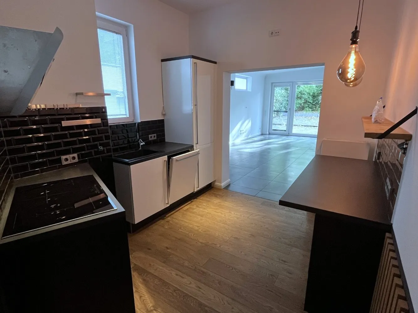2 Zimmer Wohnung mit 95 m² in Aachen – Bild 2