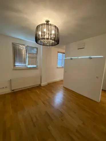 6 Zimmer Wohnung mit 216 m² in Wiesbaden – Bild 11
