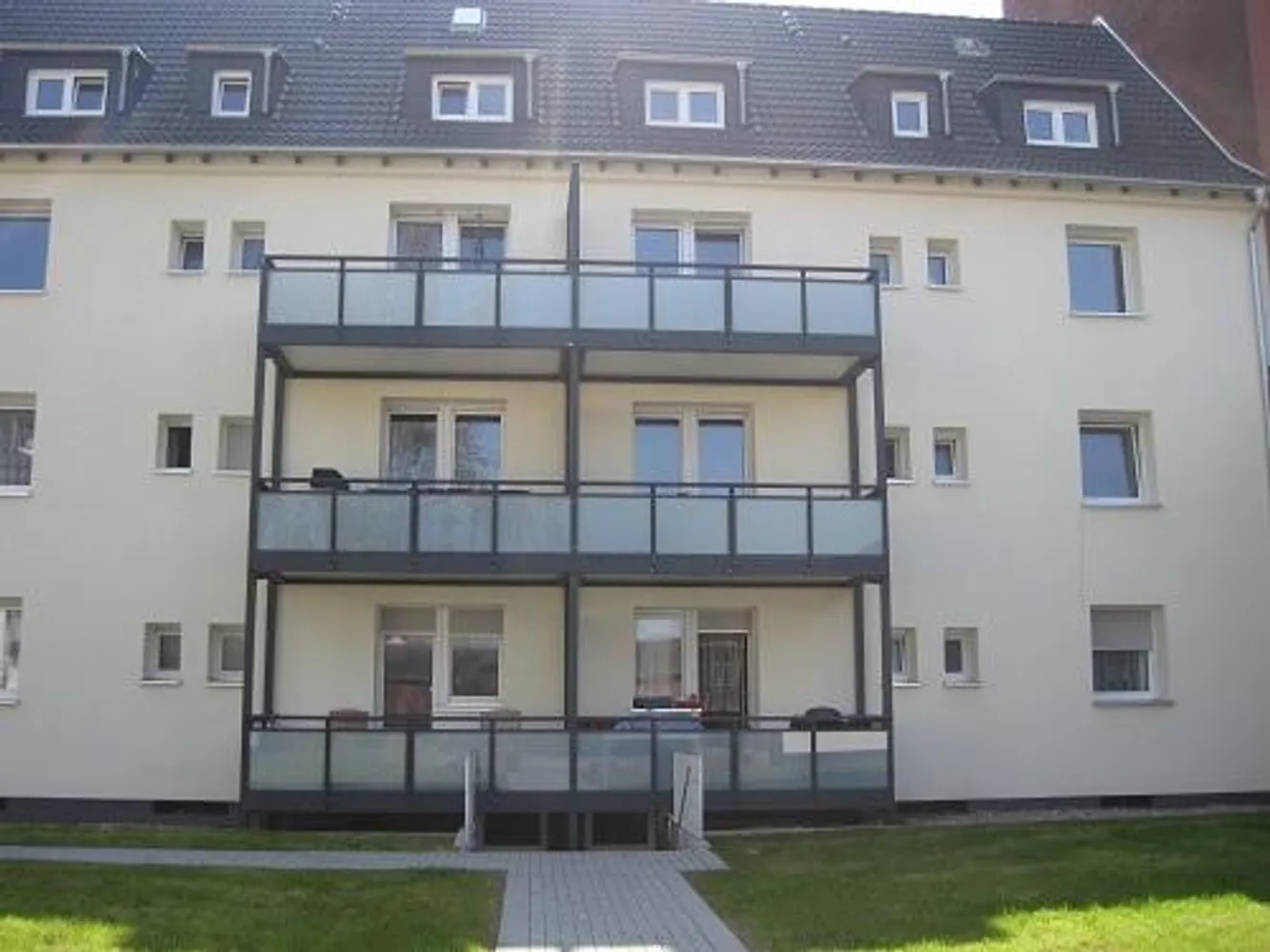 3 room apartment with 59 m² in Bonn – Photo 2