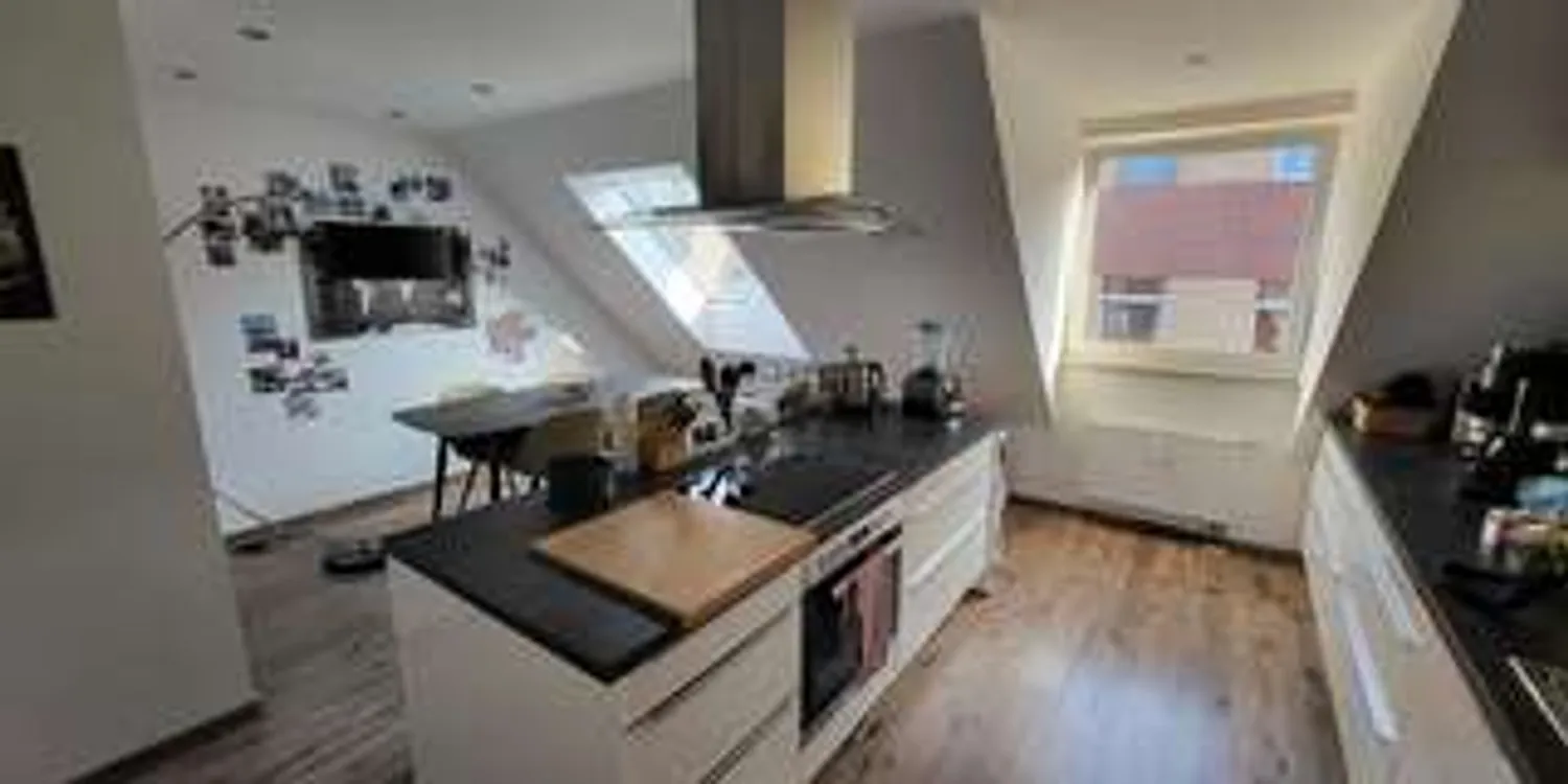 4 room apartment with 106 m² in Cologne – Photo 1