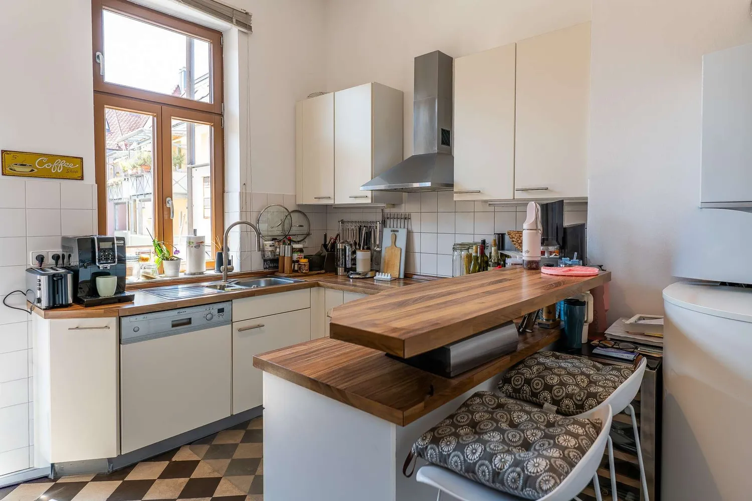 5 Zimmer Wohnung mit 143 m² in Stuttgart – Bild 4