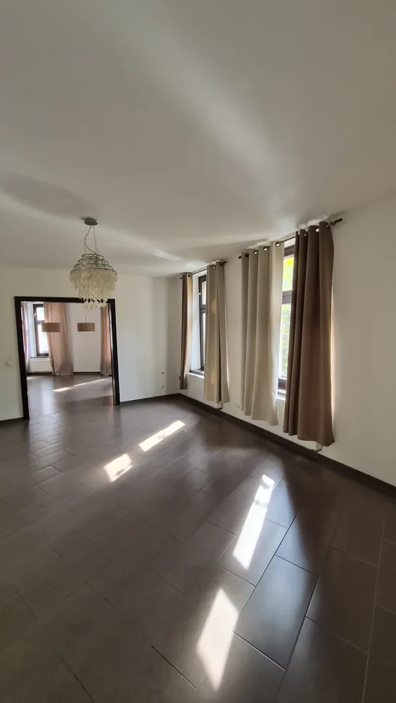 2 Zimmer Wohnung mit 96 m² in Duisburg – Bild 1