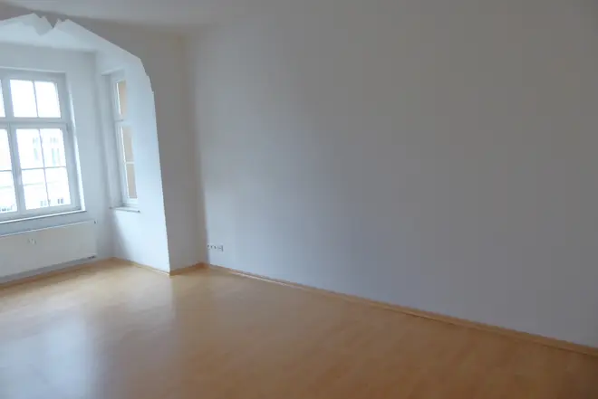 2 room apartment with 130 m² in Chemnitz – Photo 2