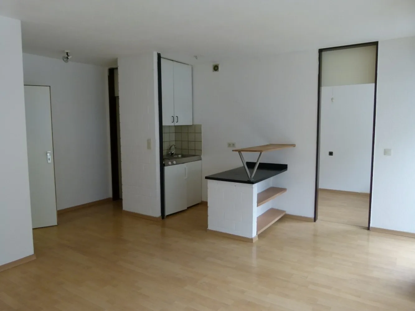 2 Zimmer Wohnung mit 38 m² in Düsseldorf – Bild 3