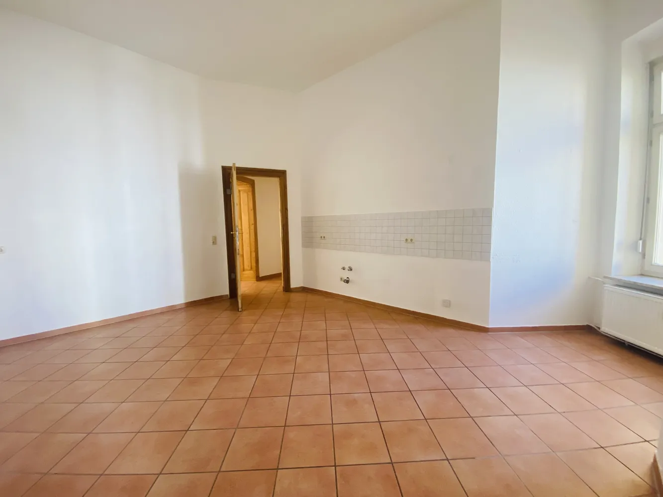 2 room apartment with 94 m² in Magdeburg – Photo 7