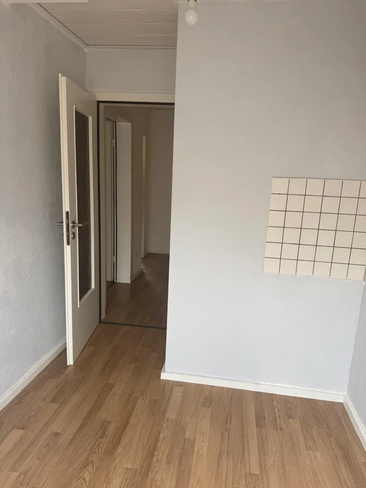 2 Zimmer Wohnung mit 42 m² in Duisburg – Bild 2