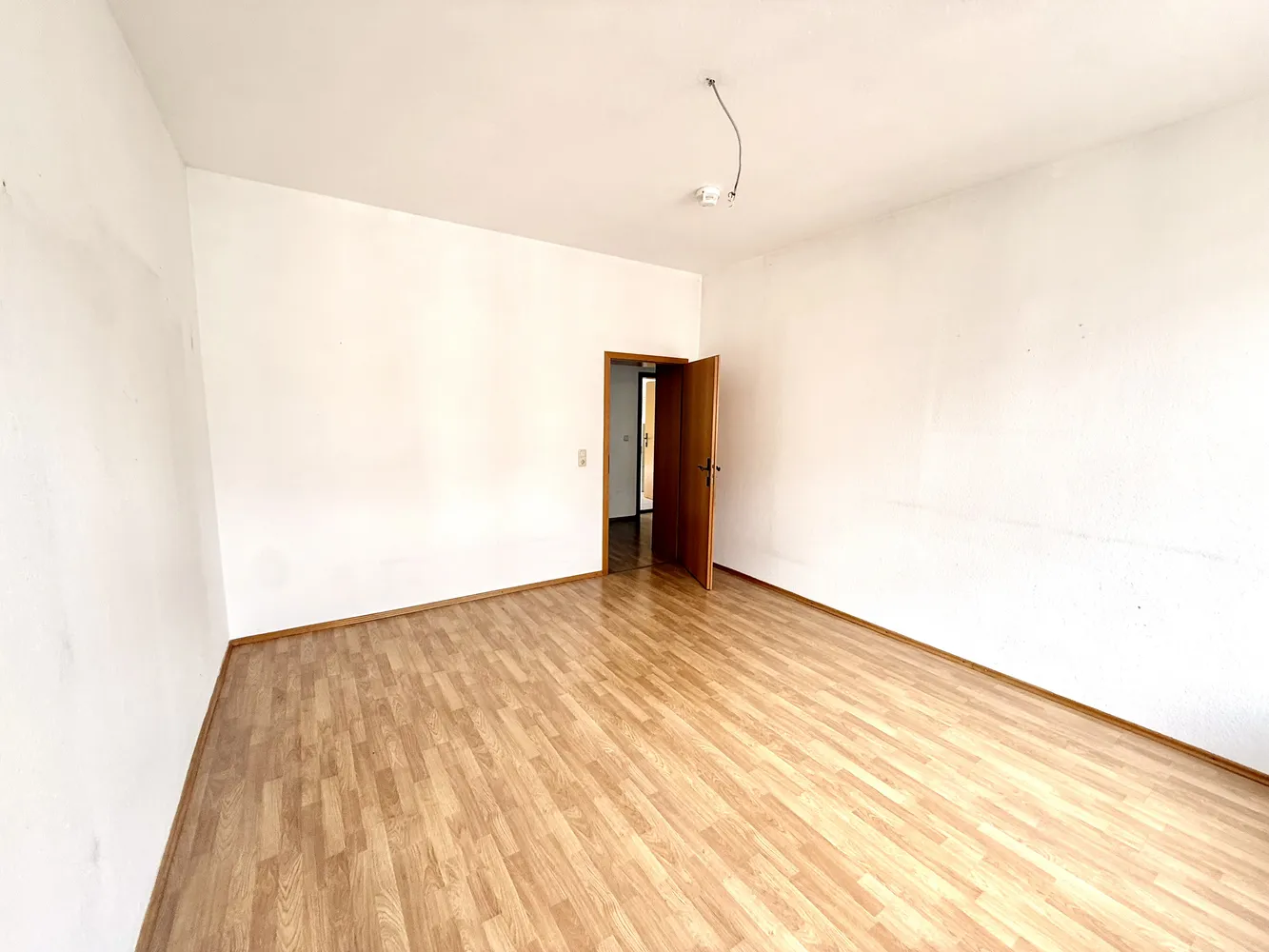 2 Zimmer Wohnung mit 66 m² in Halle (Saale) – Bild 2