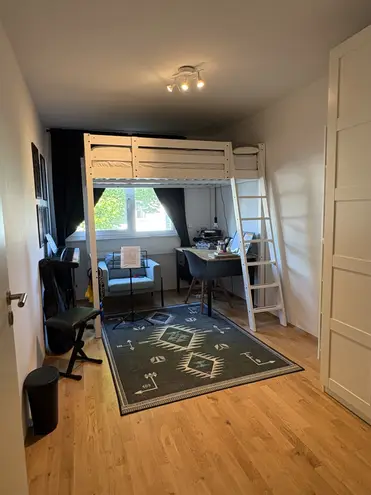 4 Zimmer Wohnung mit 95 m² in Hamburg – Bild 2