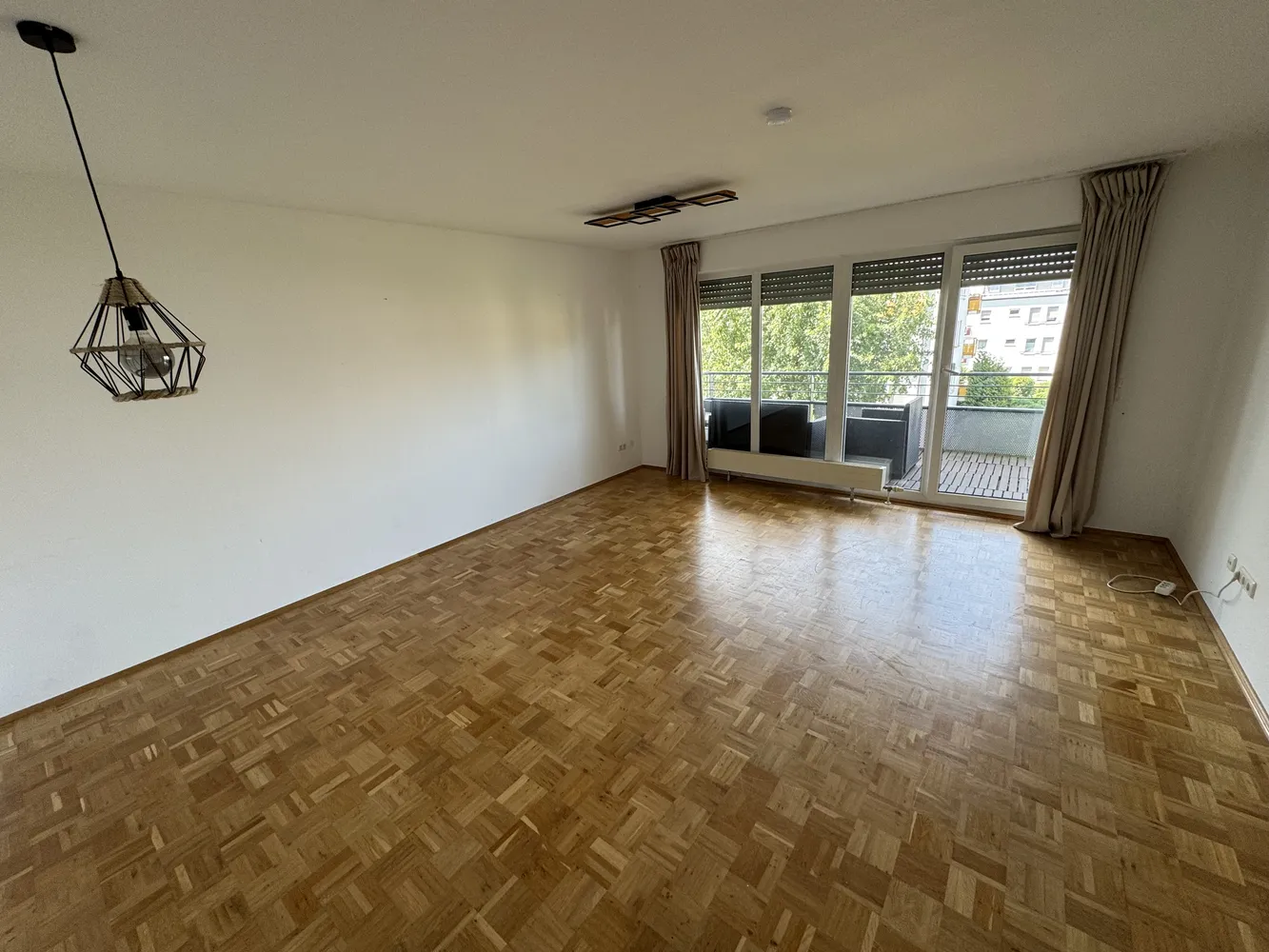 3 Zimmer Wohnung mit 82 m² in Bergisch Gladbach – Bild 2