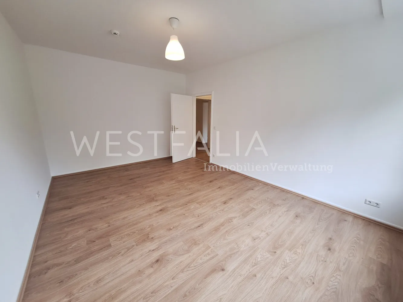 3 Zimmer Wohnung mit 94 m² in Düsseldorf – Bild 6