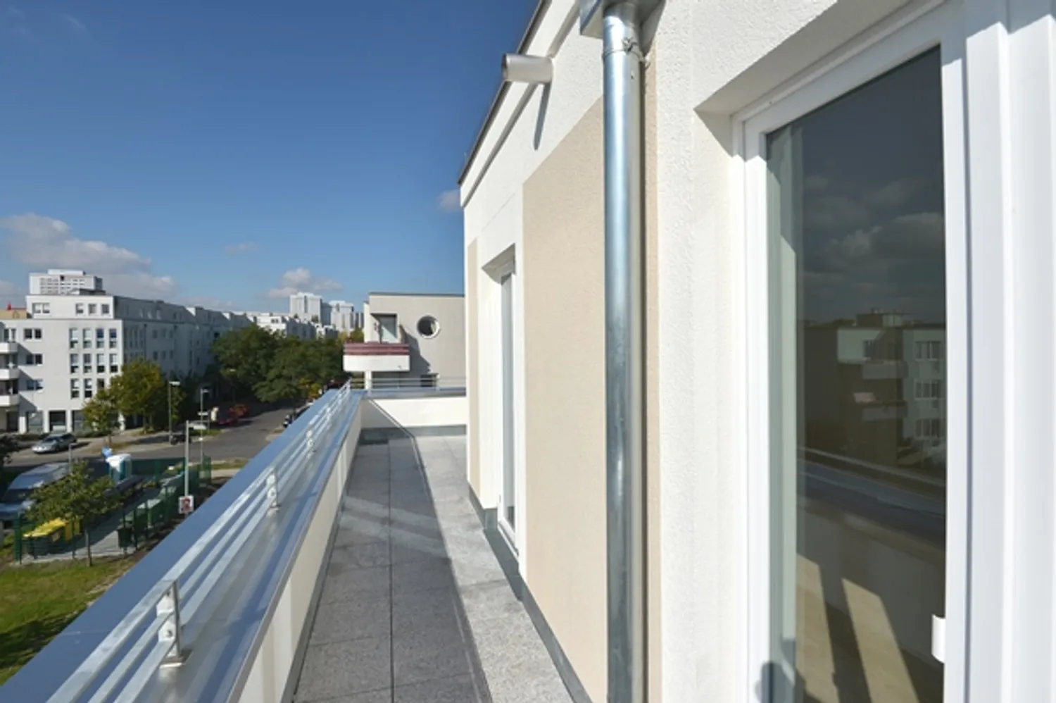 5 Zimmer Wohnung mit 137 m² in Berlin – Bild 1