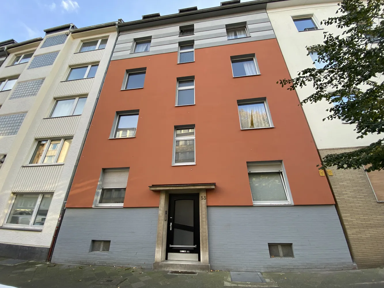 3 Zimmer Wohnung mit 89 m² in Düsseldorf – Bild 2