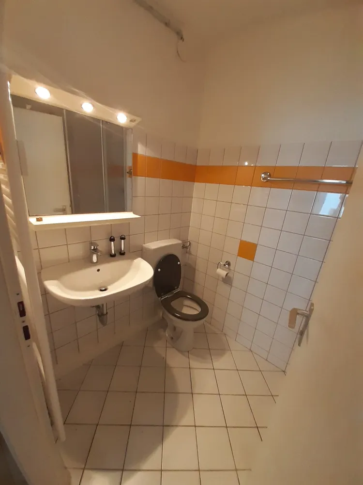 2 room apartment with 63 m² in Regensburg – Photo 2