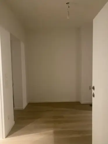 2 Zimmer Wohnung mit 70 m² in Wiesbaden – Bild 4
