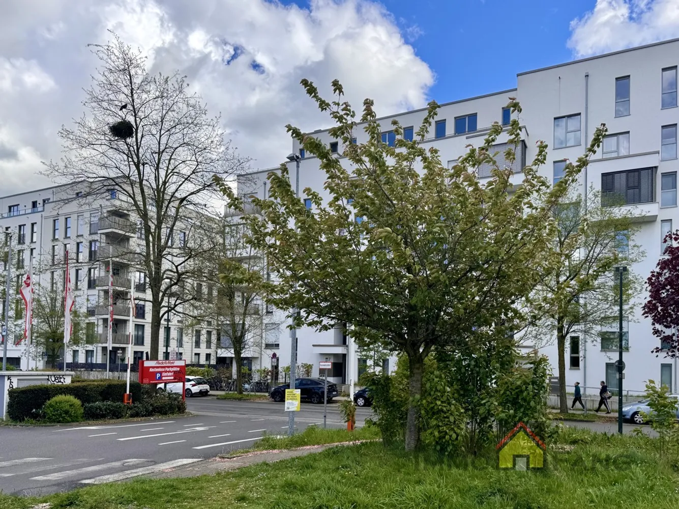 4 Zimmer Wohnung mit 121 m² in Düsseldorf – Bild 2