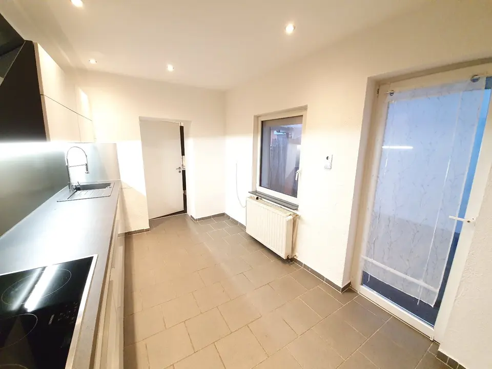 4 Zimmer Haus mit 105 m² in Saarbrücken – Bild 3