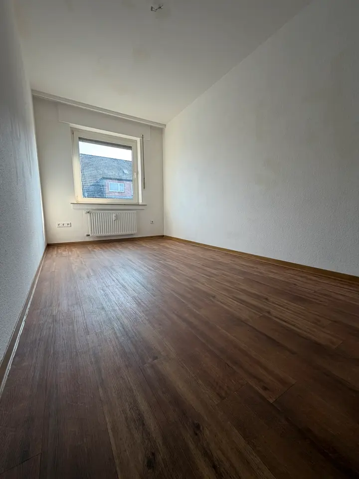 4 Zimmer Wohnung mit 100 m² in Willich – Bild 3