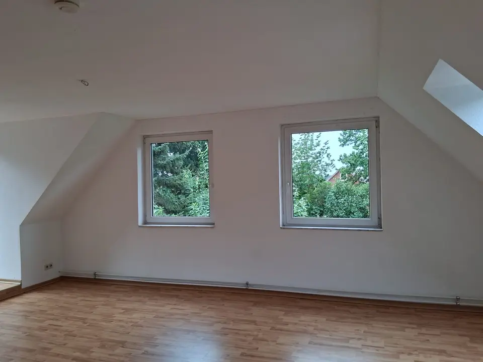 2 Zimmer Wohnung mit 83 m² in Flensburg – Bild 2