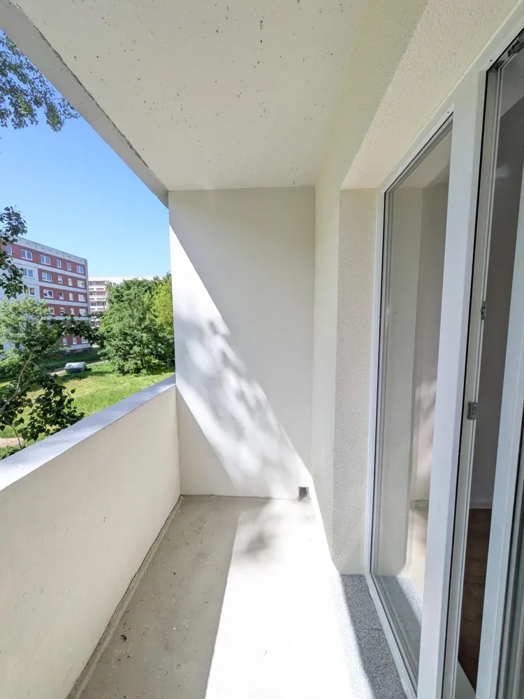 4 Zimmer Wohnung mit 68 m² in Halle (Saale) – Bild 4