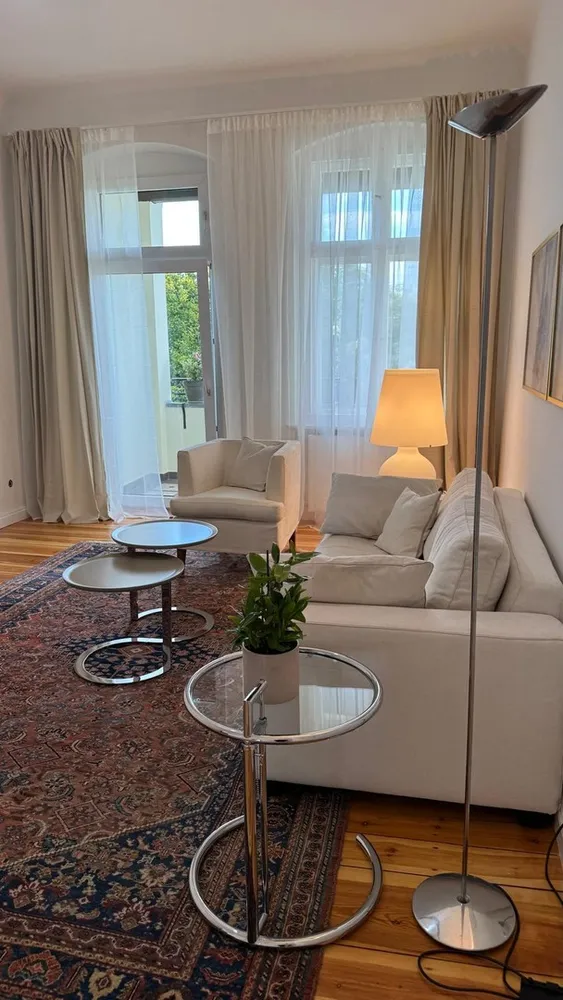 2 Zimmer Wohnung mit 64 m² in Berlin – Bild 1